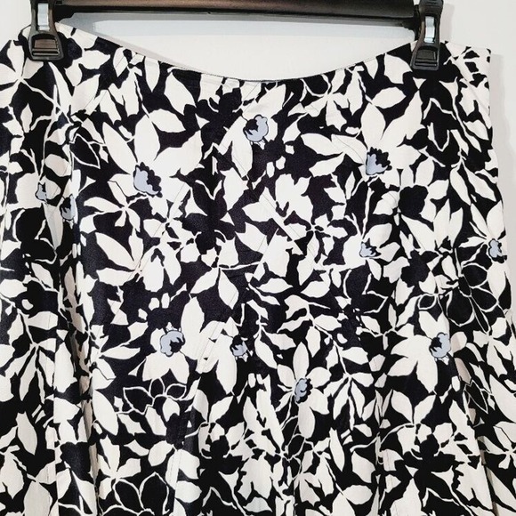 Liz Claiborne Skirt Floral Silk Women's Sz 14 Lined Back Zip Career Office - Picture 6 of 10